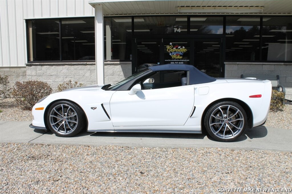 2013 Chevrolet Corvette 427 Collector Edition 60th Anniversary - Photo 4 - Carver, MA 02330