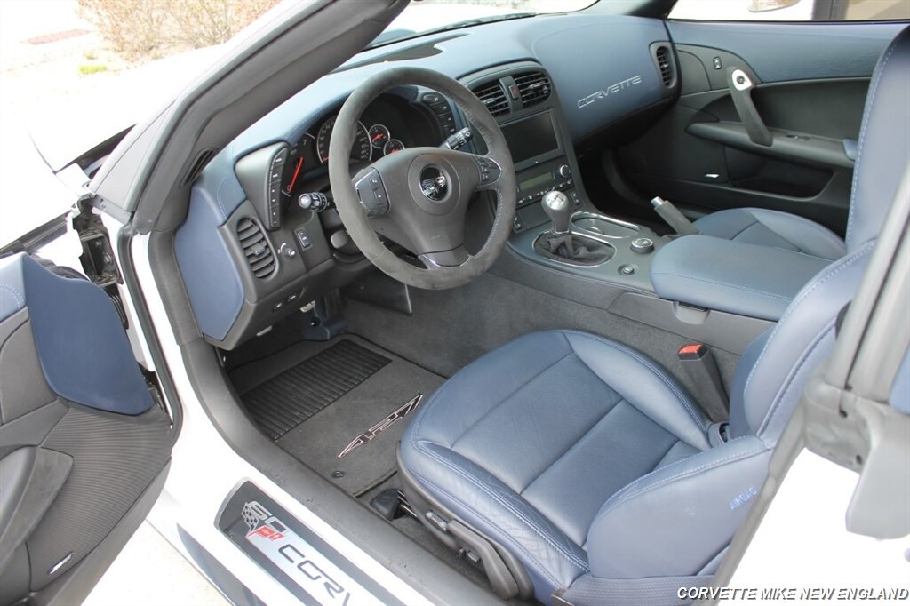2013 Chevrolet Corvette 427 Collector Edition 60th Anniversary - Photo 17 - Carver, MA 02330
