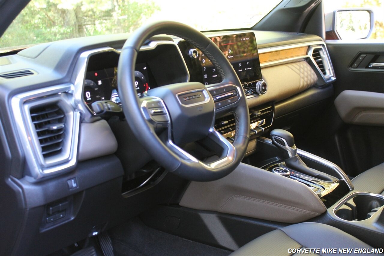 2026 GMC Canyon Denali - Photo 35 - Carver, MA 02330