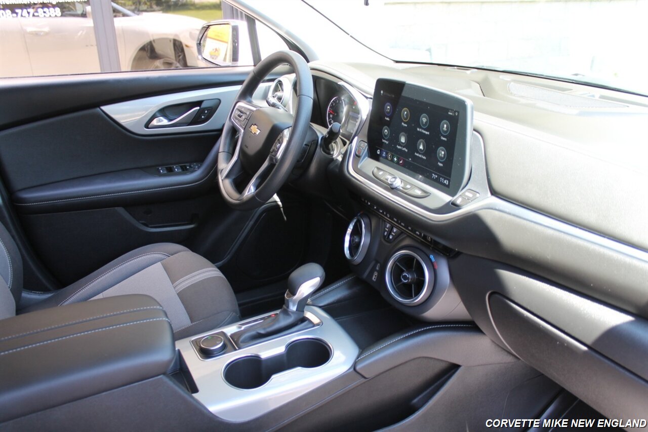 2023 Chevrolet Blazer LT - Photo 18 - Carver, MA 02330