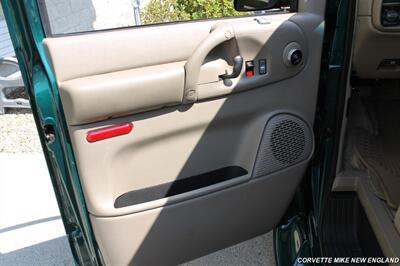 2000 Chevrolet Astro Mark III SE   - Photo 34 - Carver, MA 02330