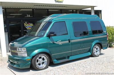 2000 Chevrolet Astro Mark III SE   - Photo 2 - Carver, MA 02330