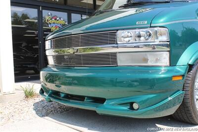 2000 Chevrolet Astro Mark III SE   - Photo 8 - Carver, MA 02330