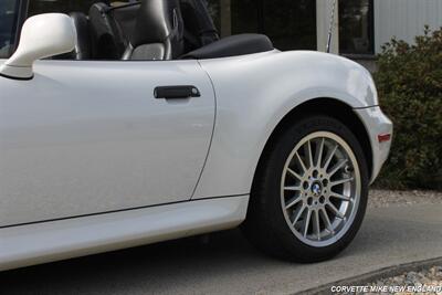 2001 BMW Z3 3.0i - Photo 13 - Carver, MA 02330