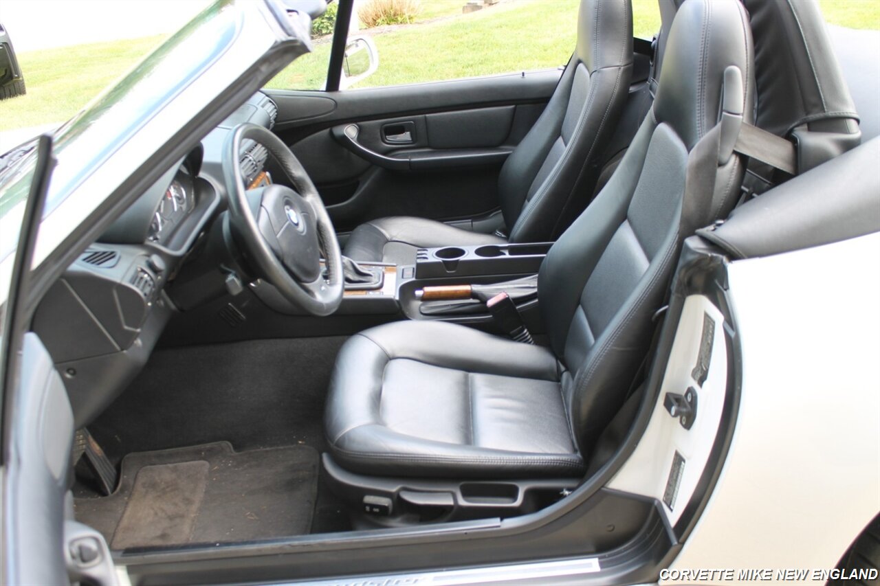 2001 BMW Z3 3.0i - Photo 31 - Carver, MA 02330