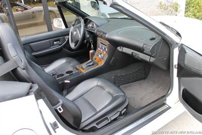 2001 BMW Z3 3.0i - Photo 37 - Carver, MA 02330