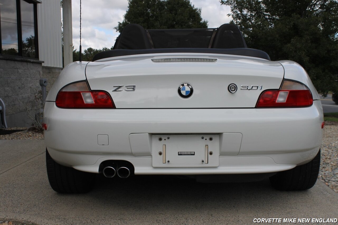2001 BMW Z3 3.0i - Photo 23 - Carver, MA 02330