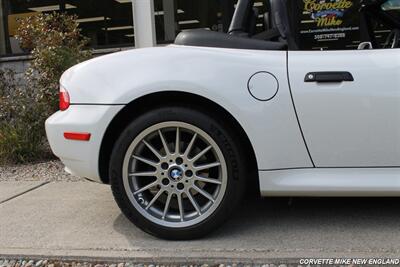 2001 BMW Z3 3.0i - Photo 26 - Carver, MA 02330