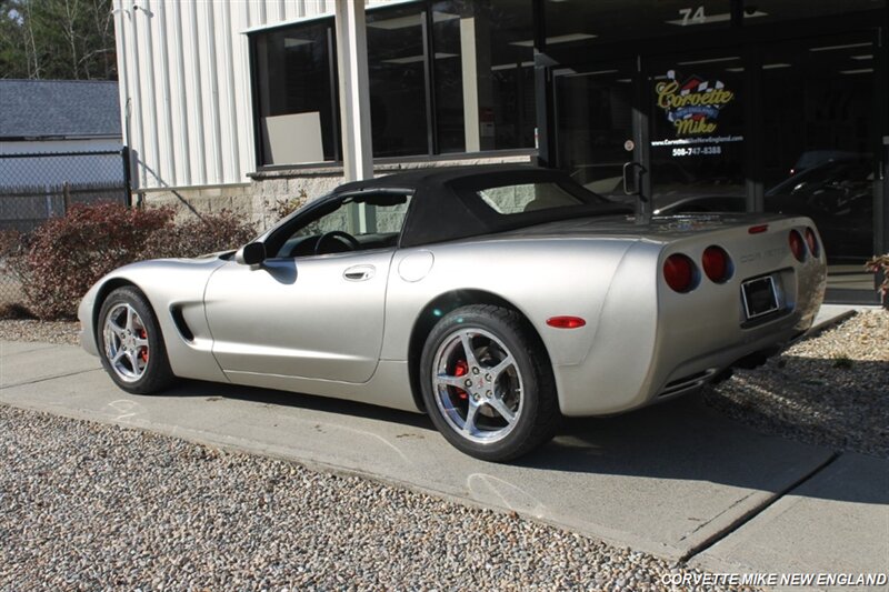2000 Chevrolet Corvette 11