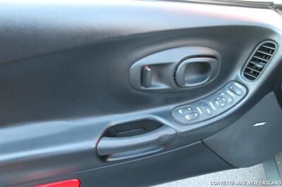 2000 Chevrolet Corvette Convertible   - Photo 31 - Carver, MA 02330