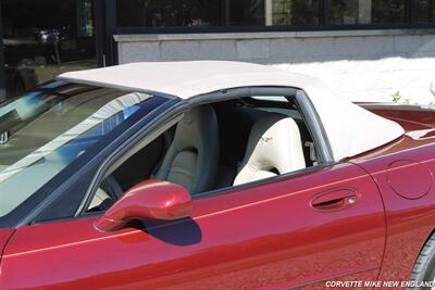 2003 Chevrolet Corvette Convertible 50th Anniversary - Photo 11 - Carver, MA 02330