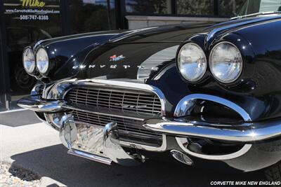1961 Chevrolet Corvette Convertible   - Photo 11 - Carver, MA 02330