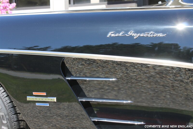 1961 Chevrolet Corvette 31