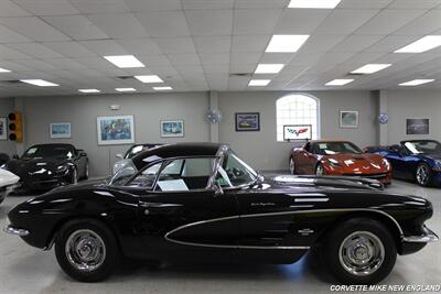 1961 Chevrolet Corvette Convertible   - Photo 23 - Carver, MA 02330