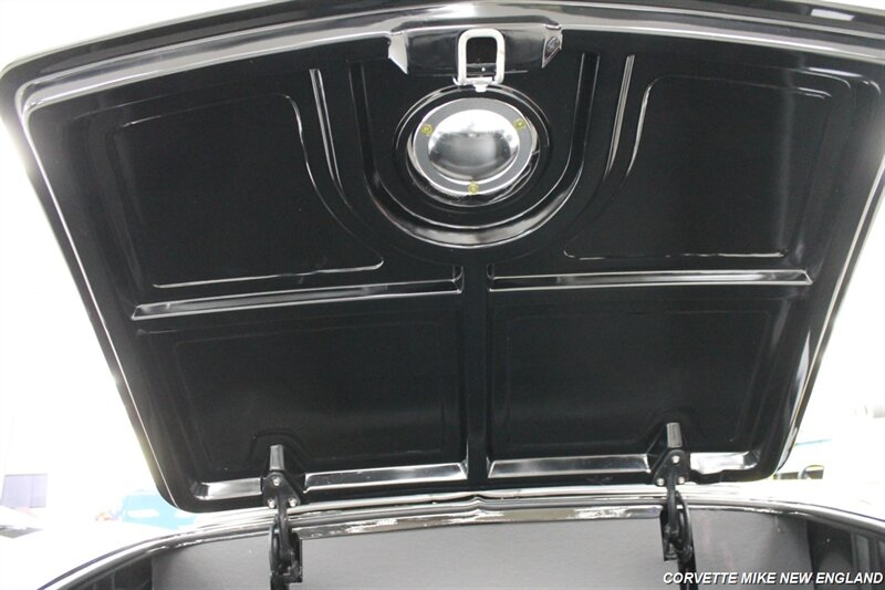 1961 Chevrolet Corvette 101