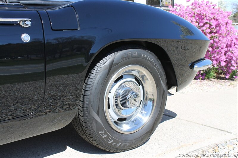 1961 Chevrolet Corvette 33