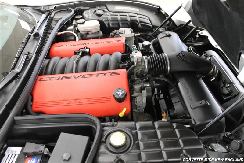 2004 Chevrolet Corvette 73