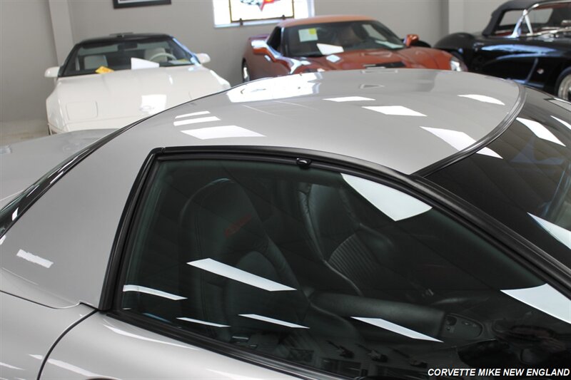 2004 Chevrolet Corvette 41