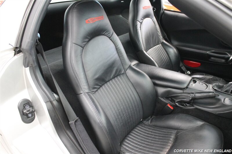 2004 Chevrolet Corvette 61