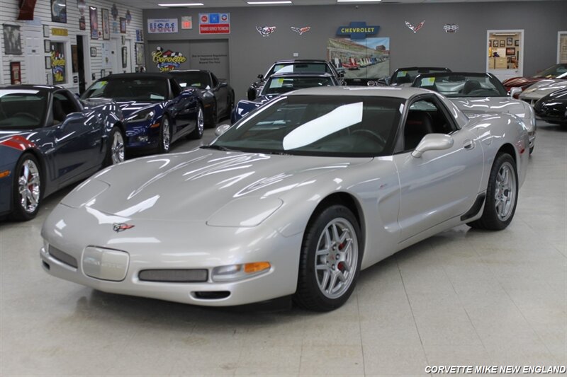 2004 Chevrolet Corvette 3