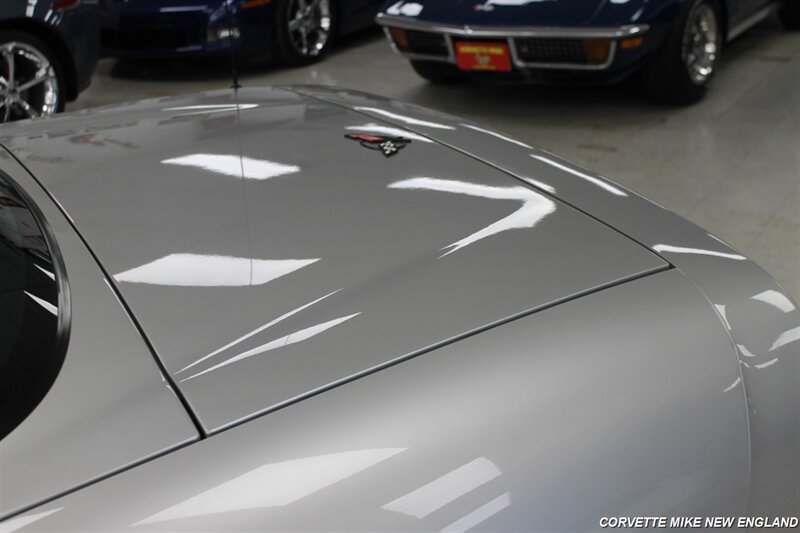 2004 Chevrolet Corvette 33