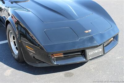 1982 Chevrolet Corvette Coupe   - Photo 18 - Carver, MA 02330