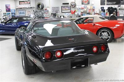 1982 Chevrolet Corvette Coupe   - Photo 6 - Carver, MA 02330