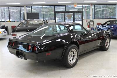 1982 Chevrolet Corvette Coupe   - Photo 8 - Carver, MA 02330