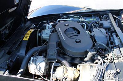 1982 Chevrolet Corvette Coupe   - Photo 22 - Carver, MA 02330