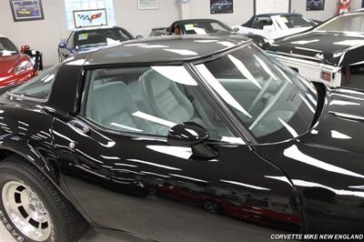 1982 Chevrolet Corvette Coupe   - Photo 15 - Carver, MA 02330