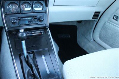 1982 Chevrolet Corvette Coupe   - Photo 27 - Carver, MA 02330