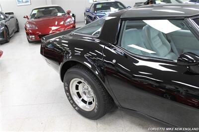 1982 Chevrolet Corvette Coupe   - Photo 14 - Carver, MA 02330