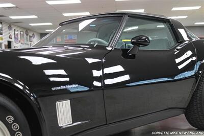 1982 Chevrolet Corvette Coupe   - Photo 20 - Carver, MA 02330