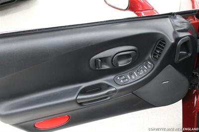 2004 Chevrolet Corvette   - Photo 29 - Carver, MA 02330