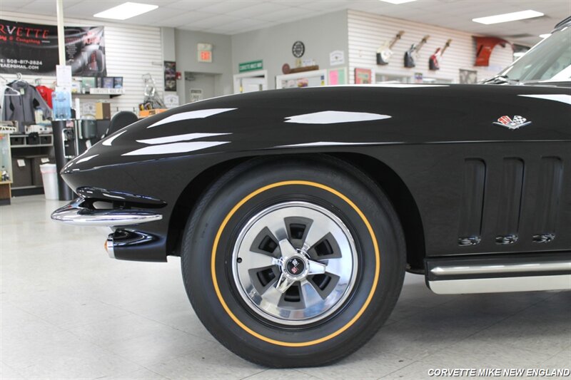 1965 Chevrolet Corvette 41