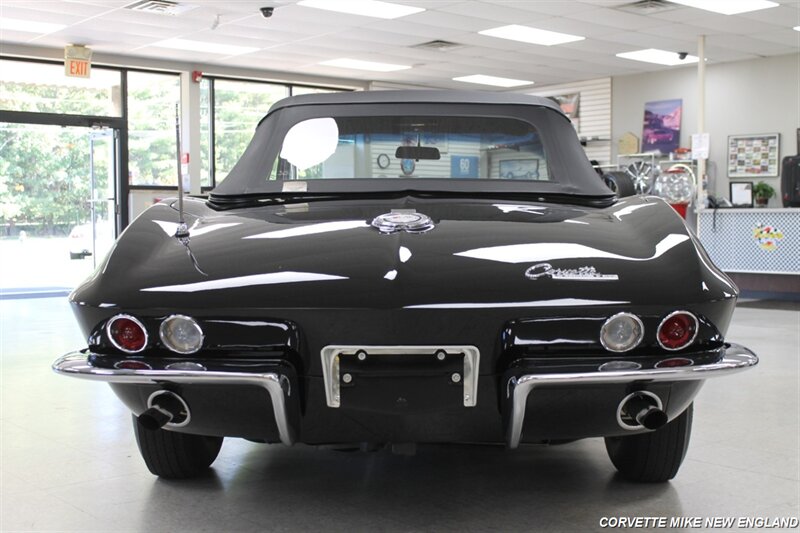 1965 Chevrolet Corvette 15