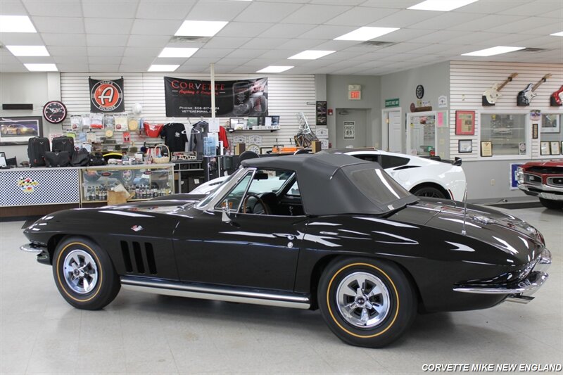1965 Chevrolet Corvette 9