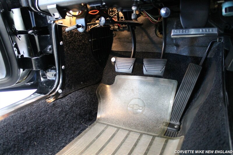 1965 Chevrolet Corvette 111