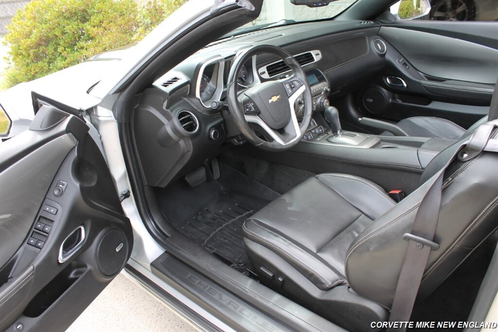 2012 Chevrolet Camaro RS photo 29