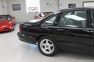 1994 Chevrolet Caprice Impala SS   - Photo 11 - Carver, MA 02330