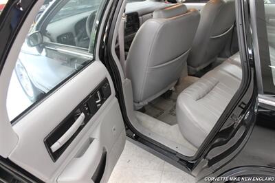 1994 Chevrolet Caprice Impala SS   - Photo 33 - Carver, MA 02330