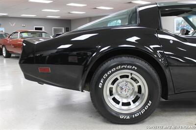 1982 Chevrolet Corvette   - Photo 24 - Carver, MA 02330