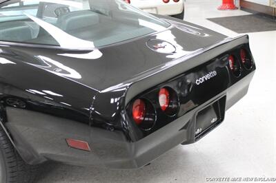 1982 Chevrolet Corvette   - Photo 21 - Carver, MA 02330