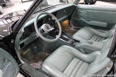 1982 Chevrolet Corvette   - Photo 32 - Carver, MA 02330