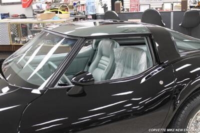 1982 Chevrolet Corvette   - Photo 19 - Carver, MA 02330