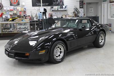 1982 Chevrolet Corvette   - Photo 1 - Carver, MA 02330