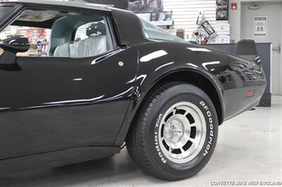 1982 Chevrolet Corvette   - Photo 18 - Carver, MA 02330