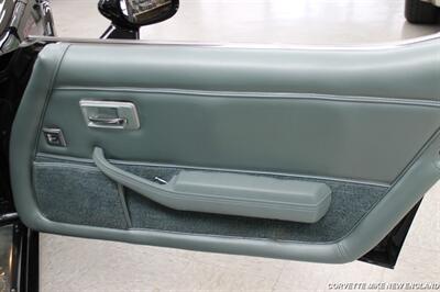 1982 Chevrolet Corvette   - Photo 38 - Carver, MA 02330