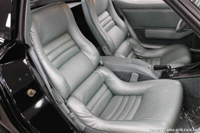 1982 Chevrolet Corvette   - Photo 40 - Carver, MA 02330
