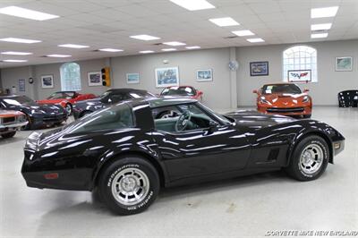 1982 Chevrolet Corvette   - Photo 12 - Carver, MA 02330